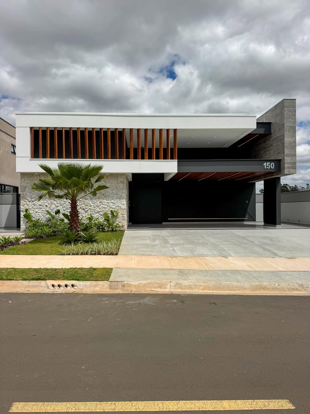 Casa de Alto Padrão em Indaiatuba – Sofisticação Máxima e Conforto Absoluto em Indaiatuba/SP