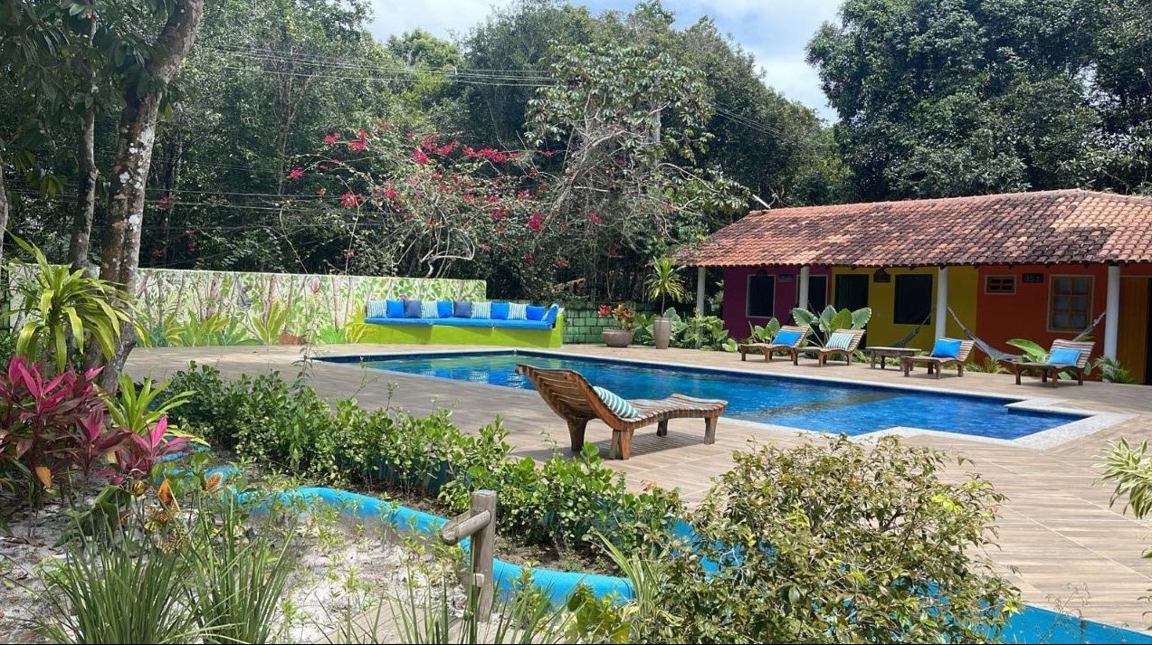 Pousada em Trancoso com 8 suítes, ampla área verde e potencial de expansão em Porto Seguro