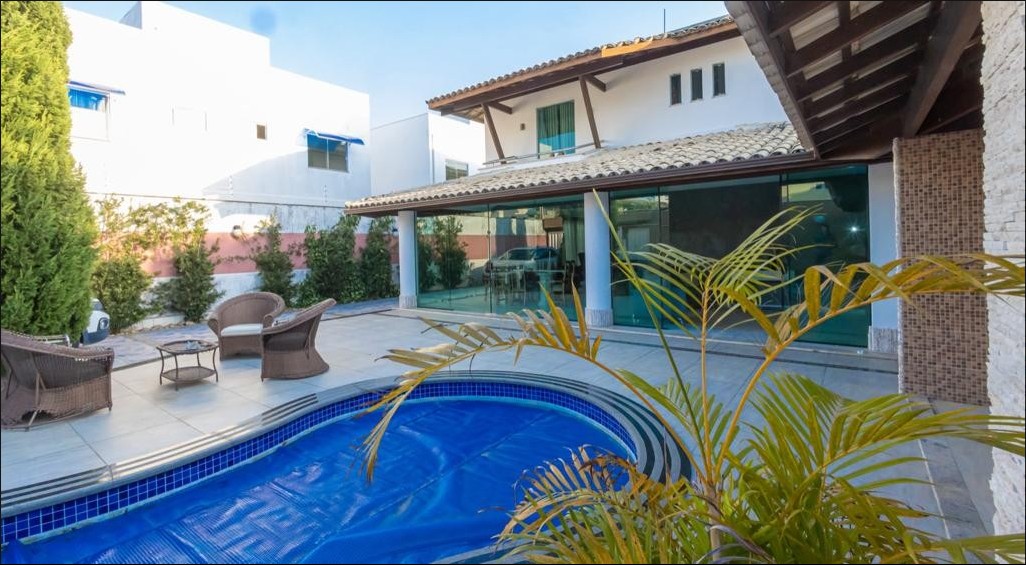 Casa de alto padrão com 4 suítes, piscina e espaço gourmet no Paraíso dos Pataxós em Porto Seguro